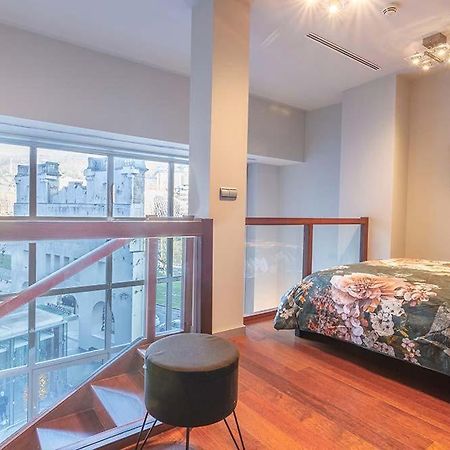 דירות בילבאו Vivienda Turistica Duplex Isozaki-Guggenheim מראה חיצוני תמונה